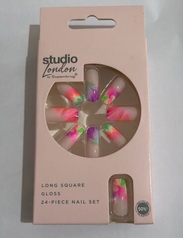 Superdrug Studio Takma Tırnak Long Square Gloss