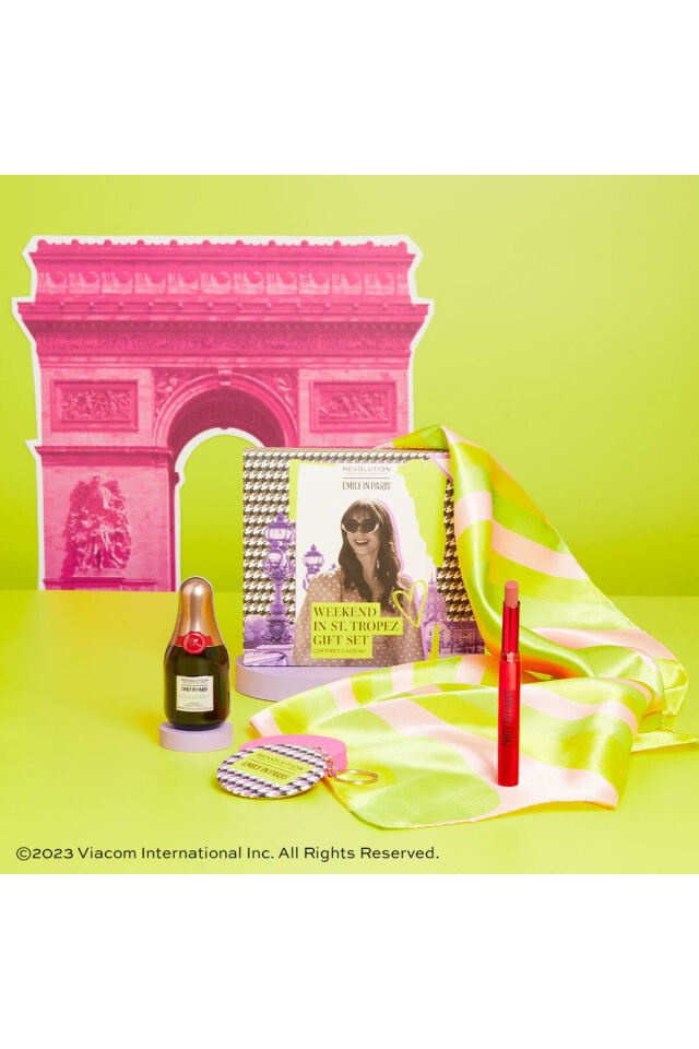 x Emily In Paris Weekend In St.Tropez Gift Set Hediye Sti