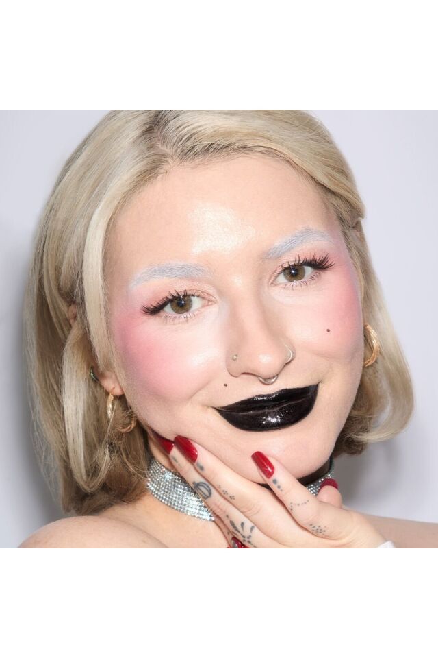 Revolutıon  Truly Sinful Double Ended Black and White Mascara - Siyah ve Beyaz Maskara