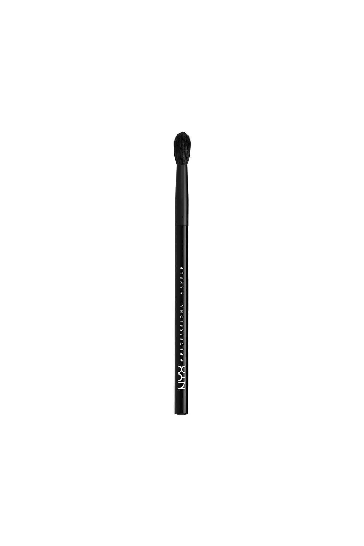 NYX Professional Makeup Makyaj Fırça & Aksesuarları - Pro Crease Brush - No: 17 800897838607