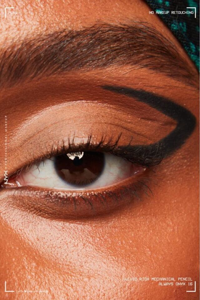 NYX Professional Makeup Vivid Rich Asansörlü Göz Kalemi - 16 Always Onyx