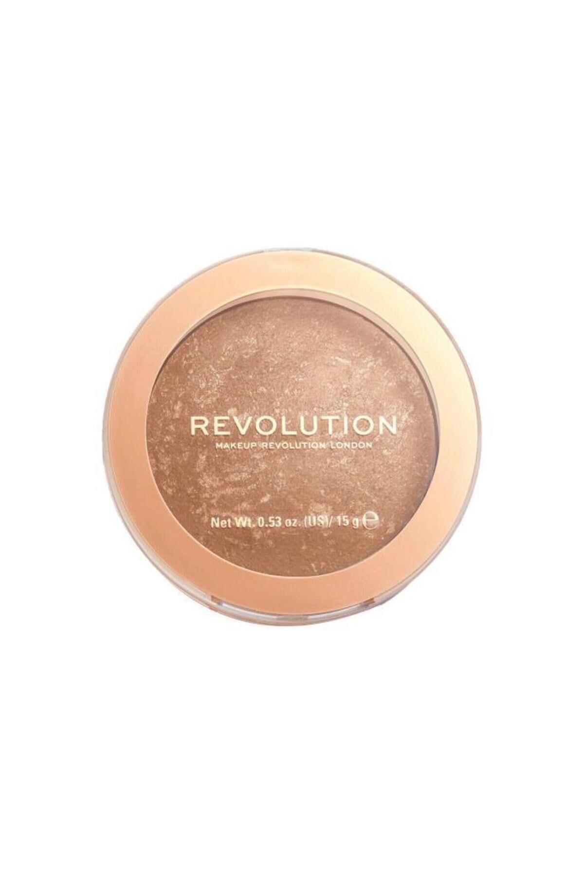 Revolution  Reloadeted Bronzer Long Weekend